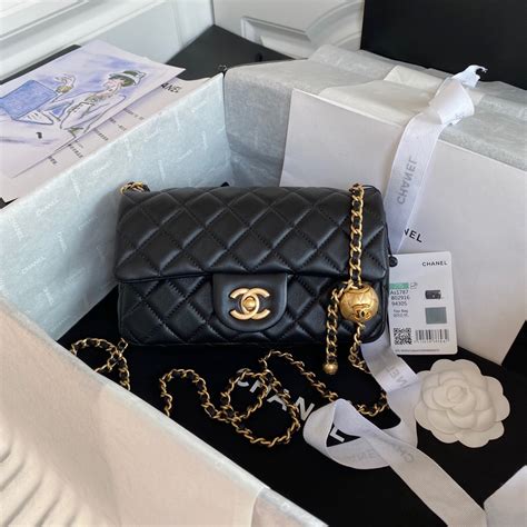 chanel bag with pearls on chain|Chanel pearl crush bag.